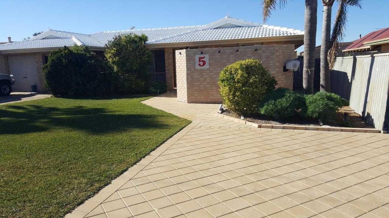 אספראנסה Alexander Drive B & B מראה חיצוני תמונה